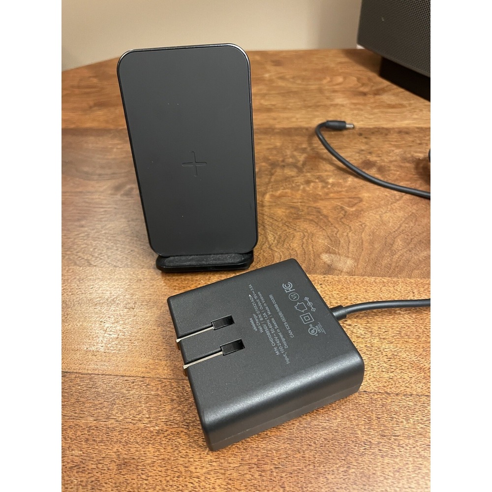 Ubio Labs AWC1109ABV Wireless Qi-Certified Charging Stand W/ Wall Charger Tested